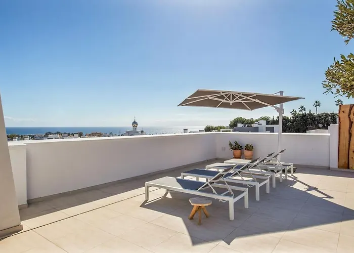Penthouse 'Mi Manera' 4 Bdrs, 245M Terrace Apartment *