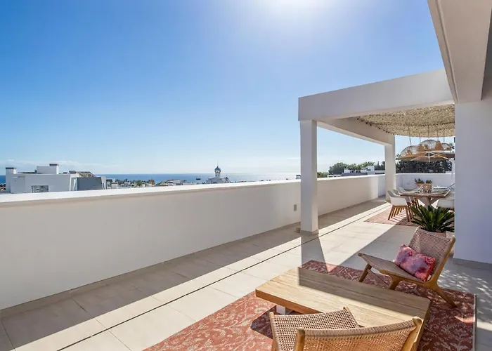 Apartment Penthouse 'Mi Manera' 4 Bdrs, 245M Terrace *