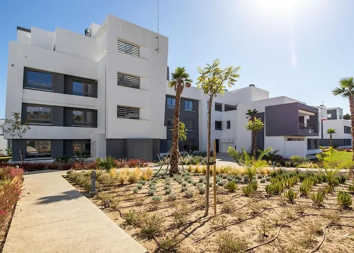 Penthouse 'Mi Manera' 4 Bdrs, 245M Terrace Apartment